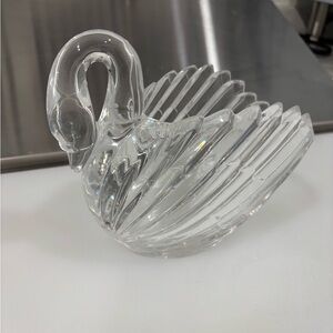 Elegant Clear Glass Swan Figurine